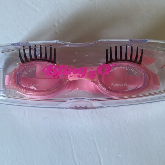 3 Children's swimming goggles! Bling2O- 4 styles to choose from- Check it out! - Picture 4 of 7